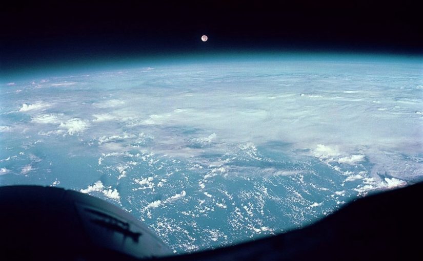 Photo of a full moon over the Pacific, taken by the Gemini 7 crew
